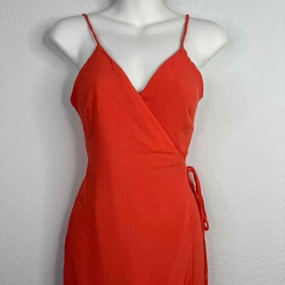 Majorelle Dress Women's XS Red Sleeveless Spaghetti Strap V Neck‎ Classic Wrap